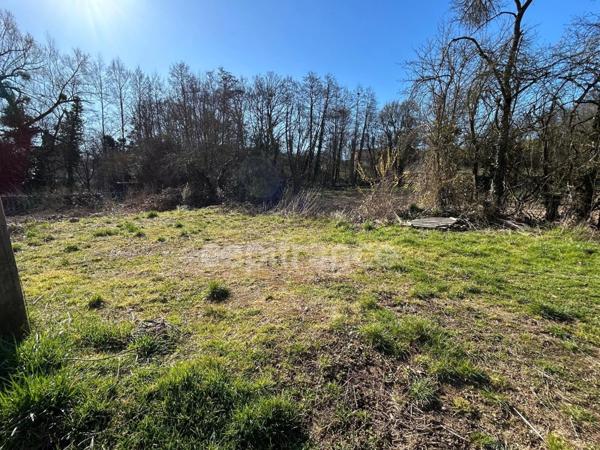 BAISSE DE PRIX !! 🏡 Maison pleine de charme et de potentiel – À vous d’écrire la suite ! ✨