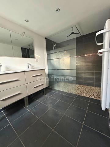 BAISSE DE PRIX !! 🏡 Maison pleine de charme et de potentiel – À vous d’écrire la suite ! ✨