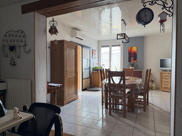 L'ATTRACTIVE - LIGUGE , Liguge