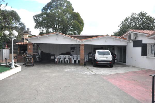 TOURNEFEUILLE (31170) - MAISON AVEC GROS POTENTIEL 90M2 - BELLE RENTABILITÉ Tournefeuille (31170)