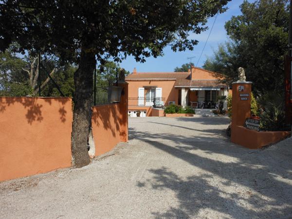 A VENDRE EN EXCLUSIVITÉ Maison AVEC STUDIO INDÉPENDANT ET VUE IMPRENABLE