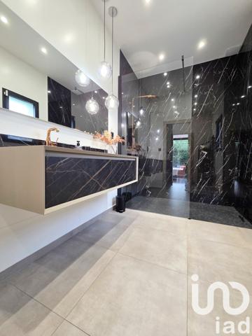 Maison à vendre 5 pièces 207 m² Saint-Féliu-d'Avall