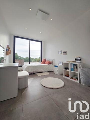 Maison à vendre 5 pièces 207 m² Saint-Féliu-d'Avall