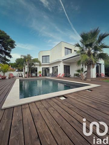 Maison à vendre 5 pièces 207 m² Saint-Féliu-d'Avall