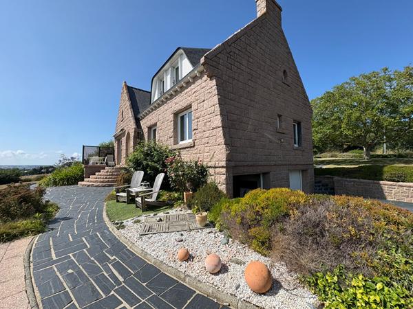 A LOUER MAISON MEUBLE HILLION- FORVILLE