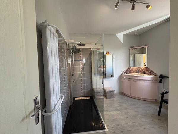 A LOUER MAISON MEUBLE HILLION- FORVILLE