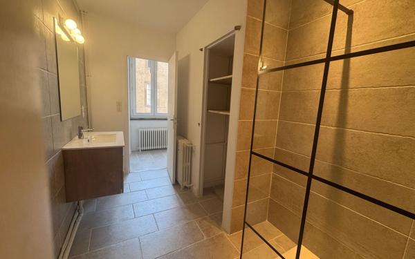 Appartement à vendre    3 pièces • 77,20 m2 Carcassonne