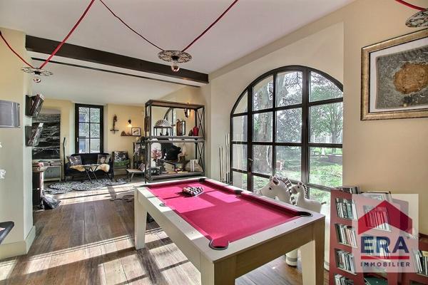 Maison de Prestige à Vendre à Carpentras - 11 pièces - 5 chambres