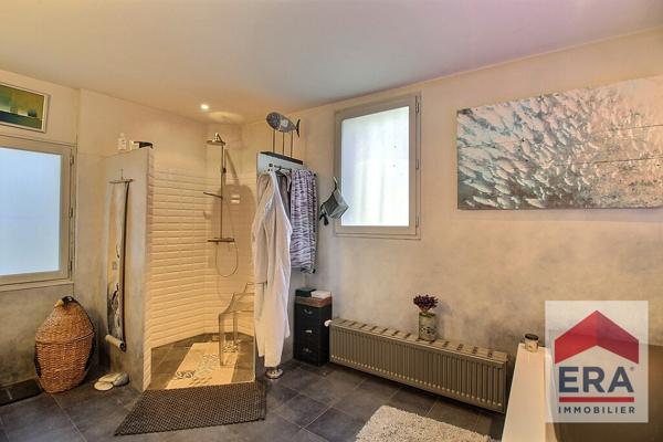 Maison de Prestige à Vendre à Carpentras - 11 pièces - 5 chambres