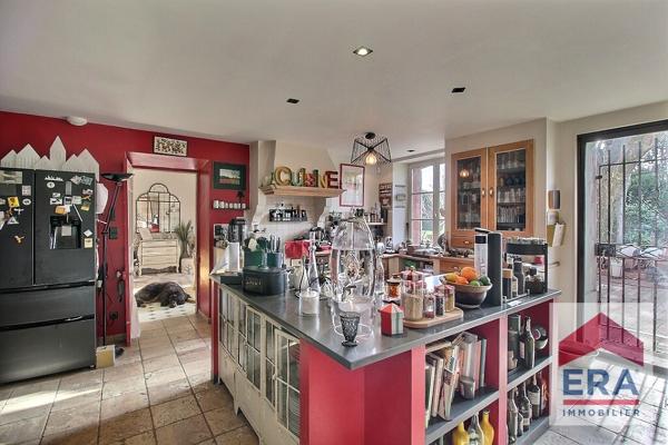 Maison de Prestige à Vendre à Carpentras - 11 pièces - 5 chambres