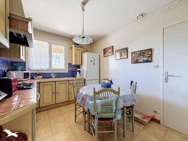 Maison 273 000 € Sérignan 4 p 80 m² DPE C