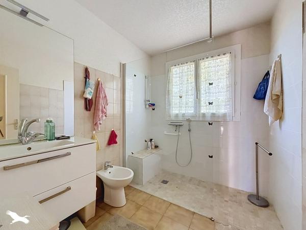 Maison 273 000 € Sérignan 4 p 80 m² DPE C