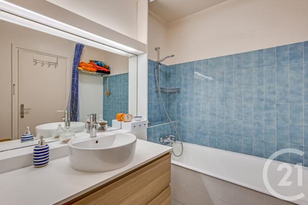 Appartement F1 à vendre  1 pièce - 33,38 m2 PARIS - 75015