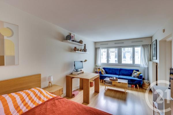 Appartement F1 à vendre  1 pièce - 33,38 m2 PARIS - 75015