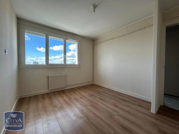 Appartement à louer 5 pièces 78.95m²