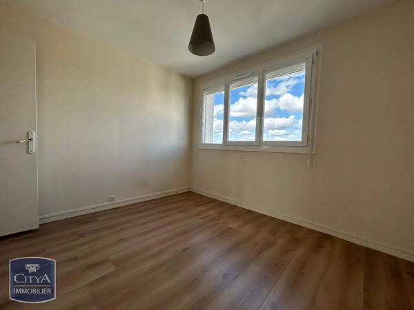 Appartement à louer 5 pièces 78.95m²