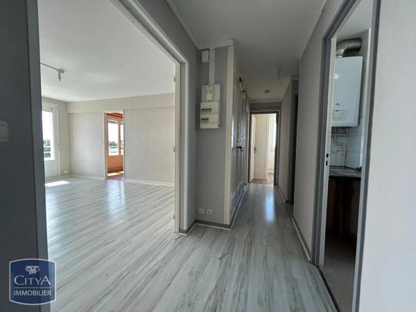 Appartement à louer 5 pièces 78.95m²