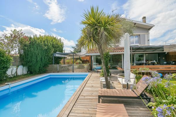 Maison Maison familiale rénovée - Villenave d'Ornon 156 m²