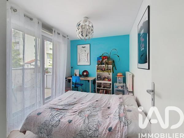 Appartement à vendre 4 pièces 90 m² Neuilly-sur-Marne