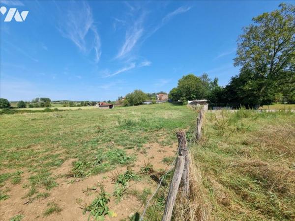 BURGILLE (25) TERRAIN A BATIR DE 706 M² EN IMPASSE