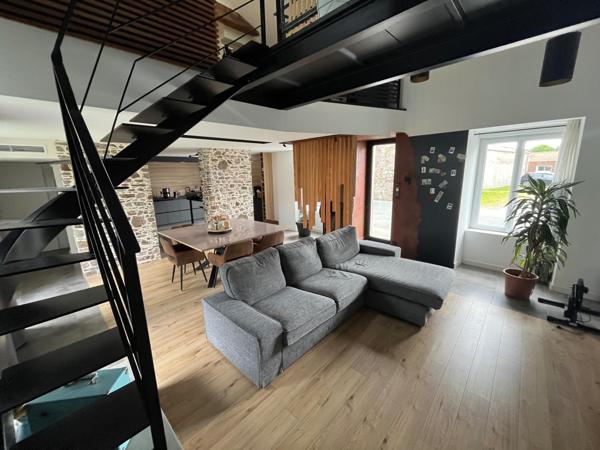 Maison en pierre de caractère – Montaigu-Vendée