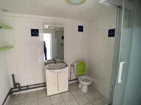 À Vendre : Ensemble de 2 Appartements Proche Centre de Rochefort