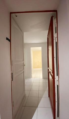 Vente murs / Local activité à Paris (75017)