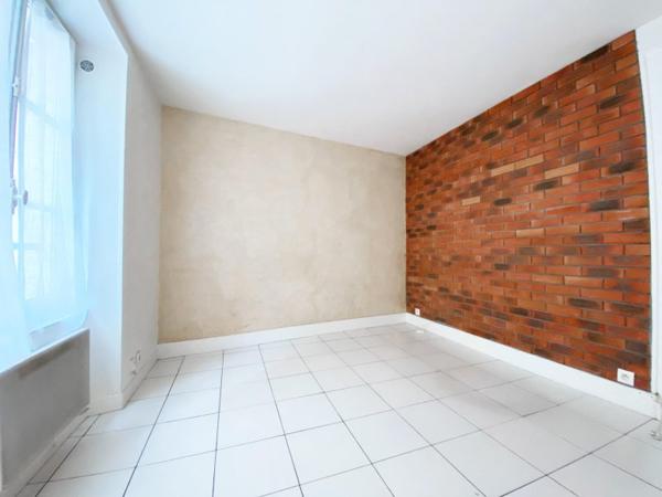 Vente murs / Local activité à Paris (75017)