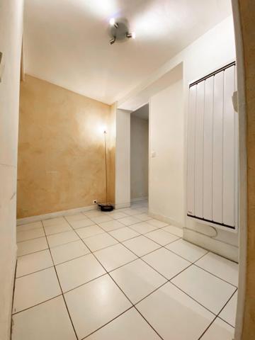 Vente murs / Local activité à Paris (75017)