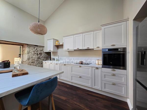 Maison en pierre rénovée