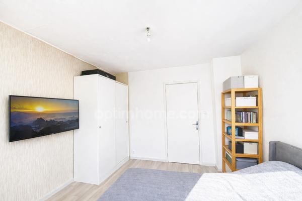 Appartement T3 52m2 loué avec loggia et cave à SETE (34)