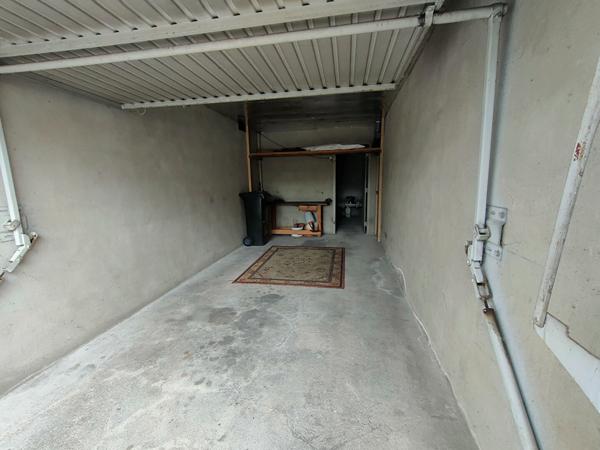 Parking / box Melun