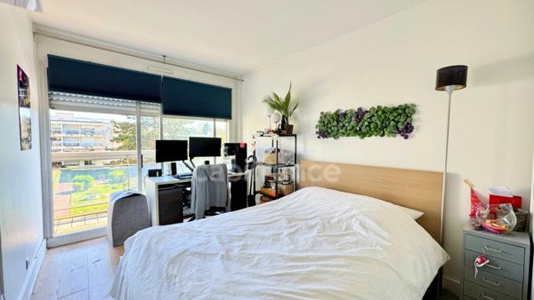 Appartement à vendre 6 pièces BAILLY (78) avec terrasse de 20 m2