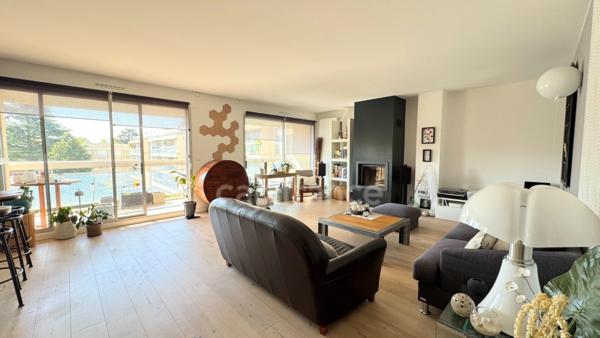 Appartement à vendre 6 pièces BAILLY (78) avec terrasse de 20 m2