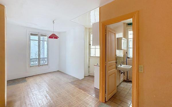 Appartement à vendre    1 pièce • 21,61 m2 Paris 5