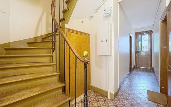Appartement à vendre    1 pièce • 21,61 m2 Paris 5