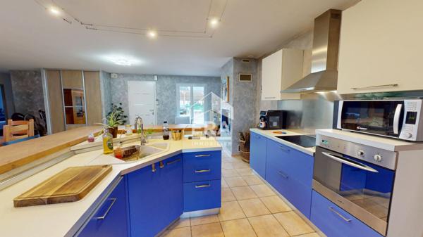 Maison Saint Doulchard 7 pièce(s) 150 m2