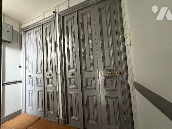 Buttes Chaumont - 4 pièces 68m² à rénover entièrement