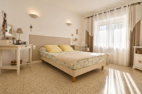 Maison Ginestas 4 pièce(s) 93 m2