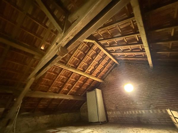 EN EXCLUSIVITE Maison 184m², 4 chambres avec dépendances sur 4396m² de terrain 158 000 €