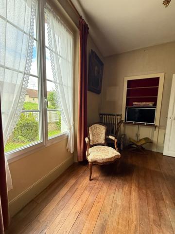 EN EXCLUSIVITE Maison 184m², 4 chambres avec dépendances sur 4396m² de terrain 158 000 €