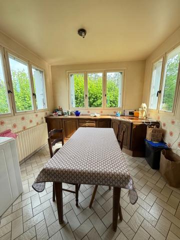 EN EXCLUSIVITE Maison 184m², 4 chambres avec dépendances sur 4396m² de terrain 158 000 €
