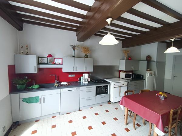 Maison de caractère Uchizy – 200 m² habitables – Terrain de 6 565 m²