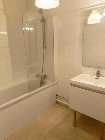 Location                                                      Appartement
                        
                     2 pièces                      49 m2                     à Nantes