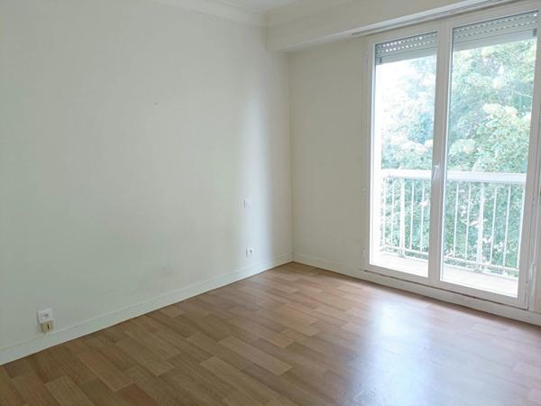 Location                                                      Appartement
                        
                     2 pièces                      49 m2                     à Nantes