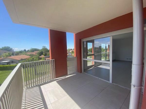 Appartement Peronnas 3 pièce(s) 64.33 m2