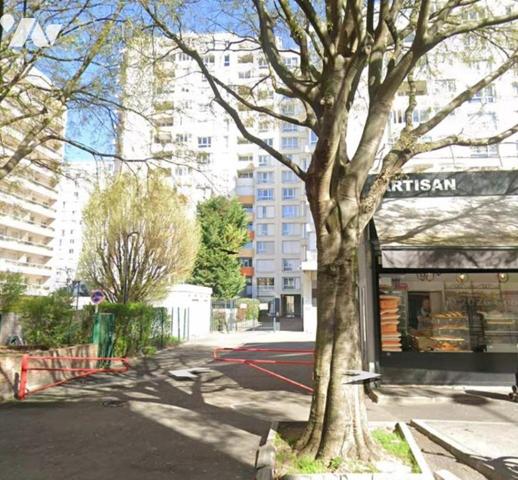 Sur la commune de SAINT-DENIS (Seine-Saint-Denis) appartement de 3 pièces principales
