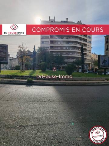 Immeuble à vendre 9 pièces de 167 m²