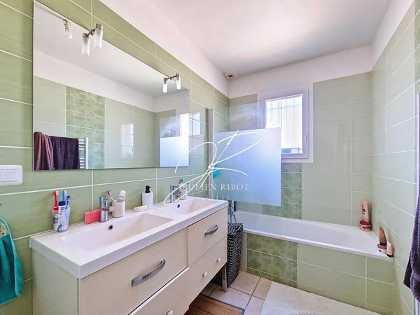 Maison T4 3 chambres 80 m² garage