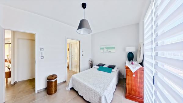 Uzès (30700) Superbe villa Mas provence située à 3 km d'Uzès
